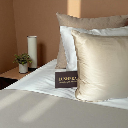 Lushera silk pillowcaess on bed